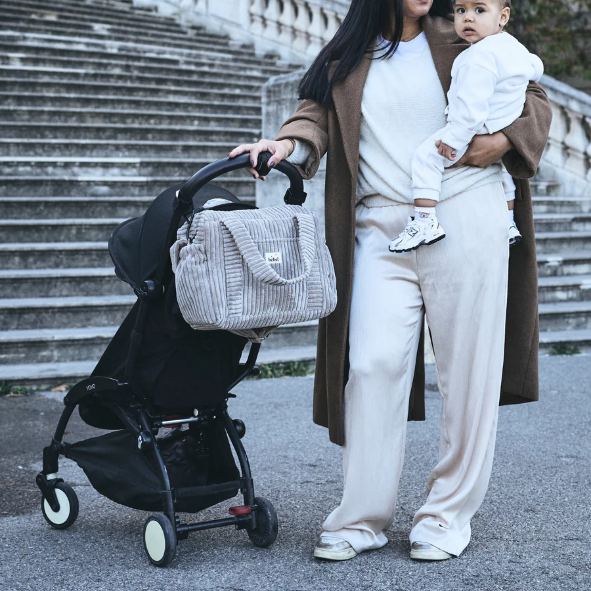 תיק החתלה "MIDDLE VELOURS" מכותנה אורגנית - בצבע אפור