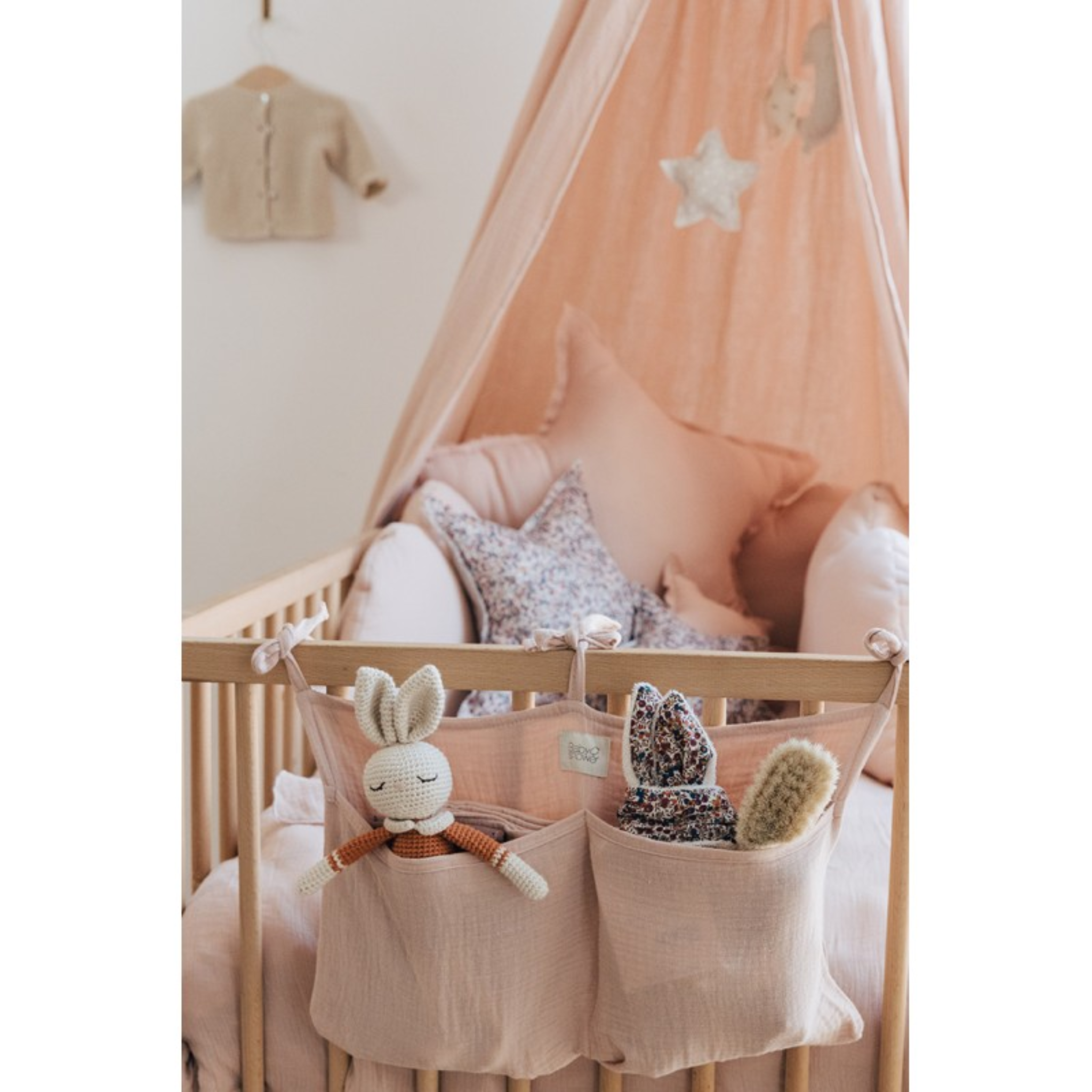 כרית בינונית בצורת כוכב מכותנה אורגנית - בצבע ורוד ניוד