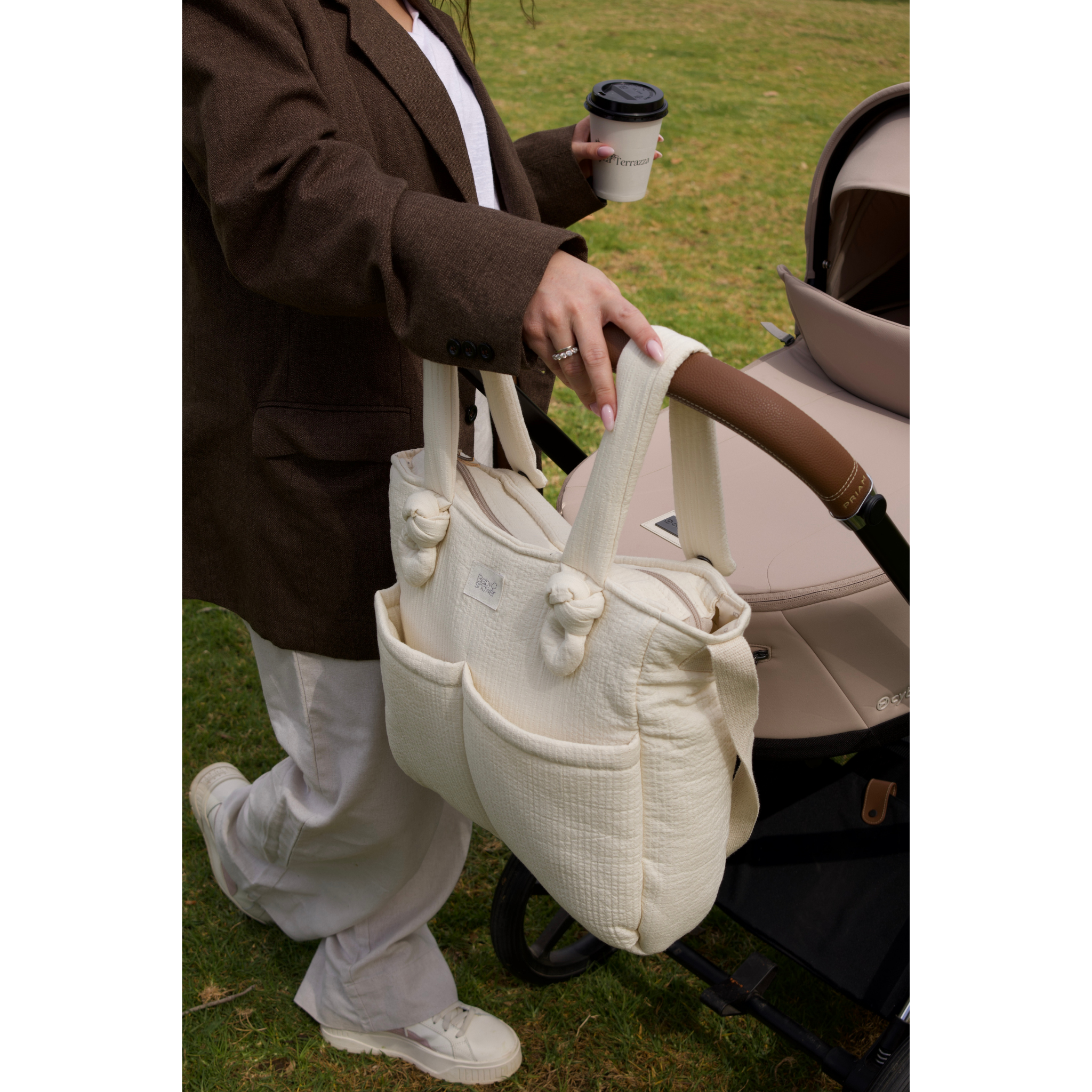 תיק עגלה בגודל בינוני מכותנה אורגנית – בצבע לבן אייבורי