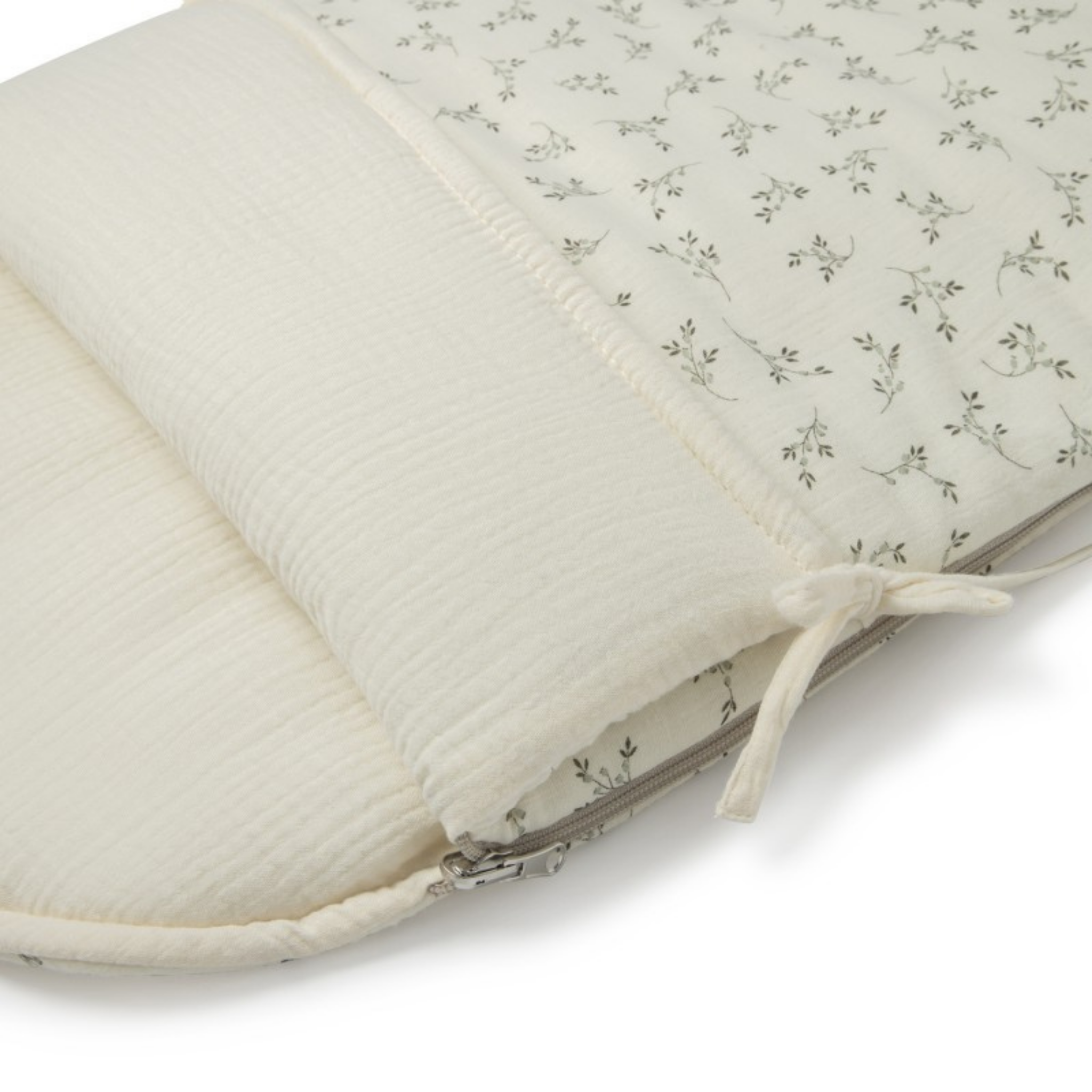 שמיכת חיבוקית משולבת בריפודית מכותנה אורגנית – מעוטרת בעלי זית