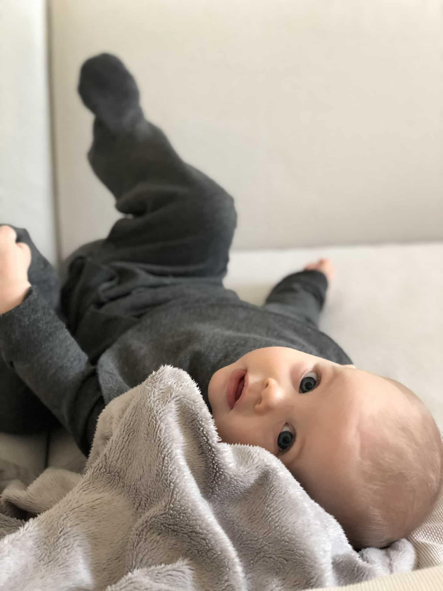 אוברול מכותנה OEKO-TEX® בצבע אפור כהה -A Basic Brand