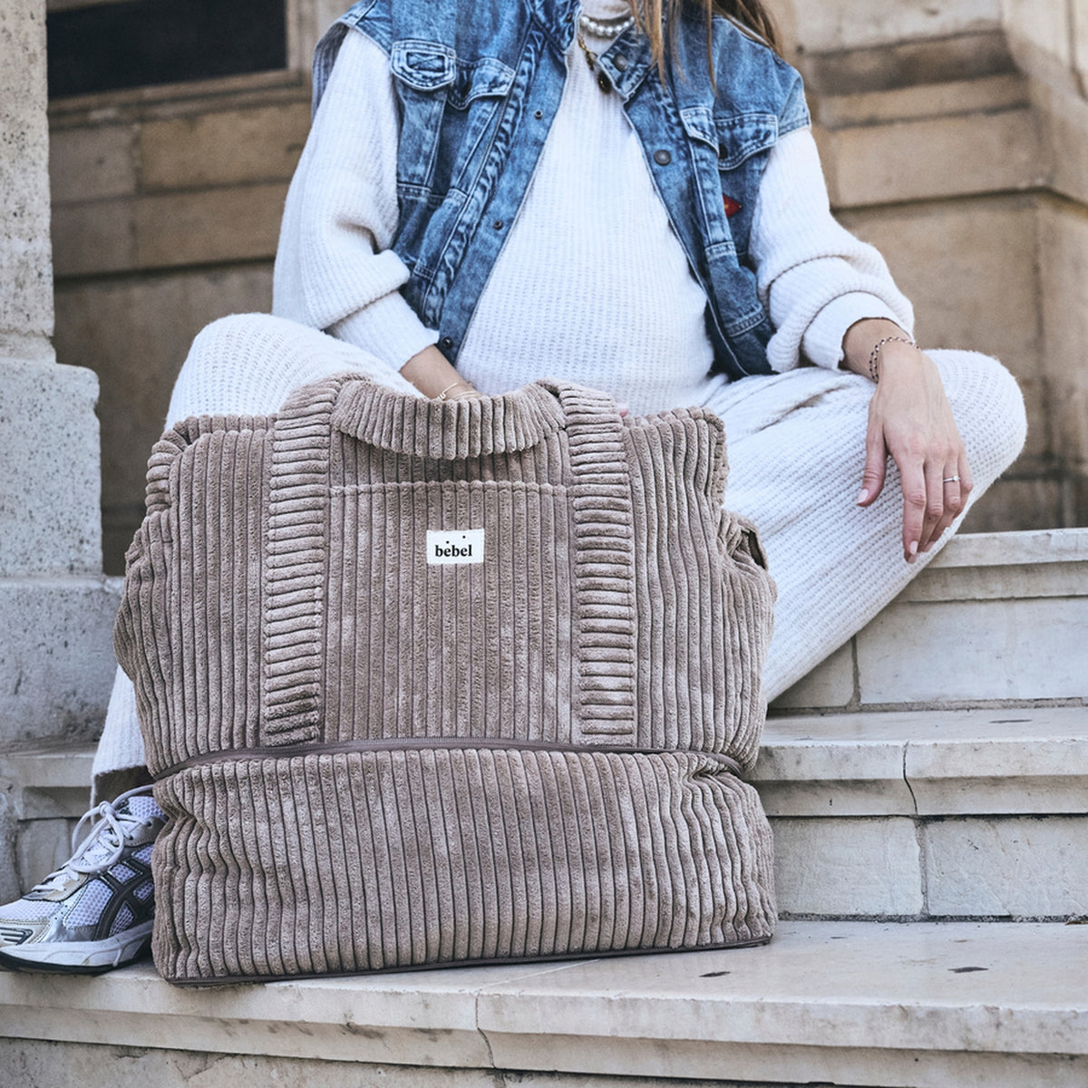 תיק החתלה "24/48"מבד קורדרוי רחב - בצבע לאטה