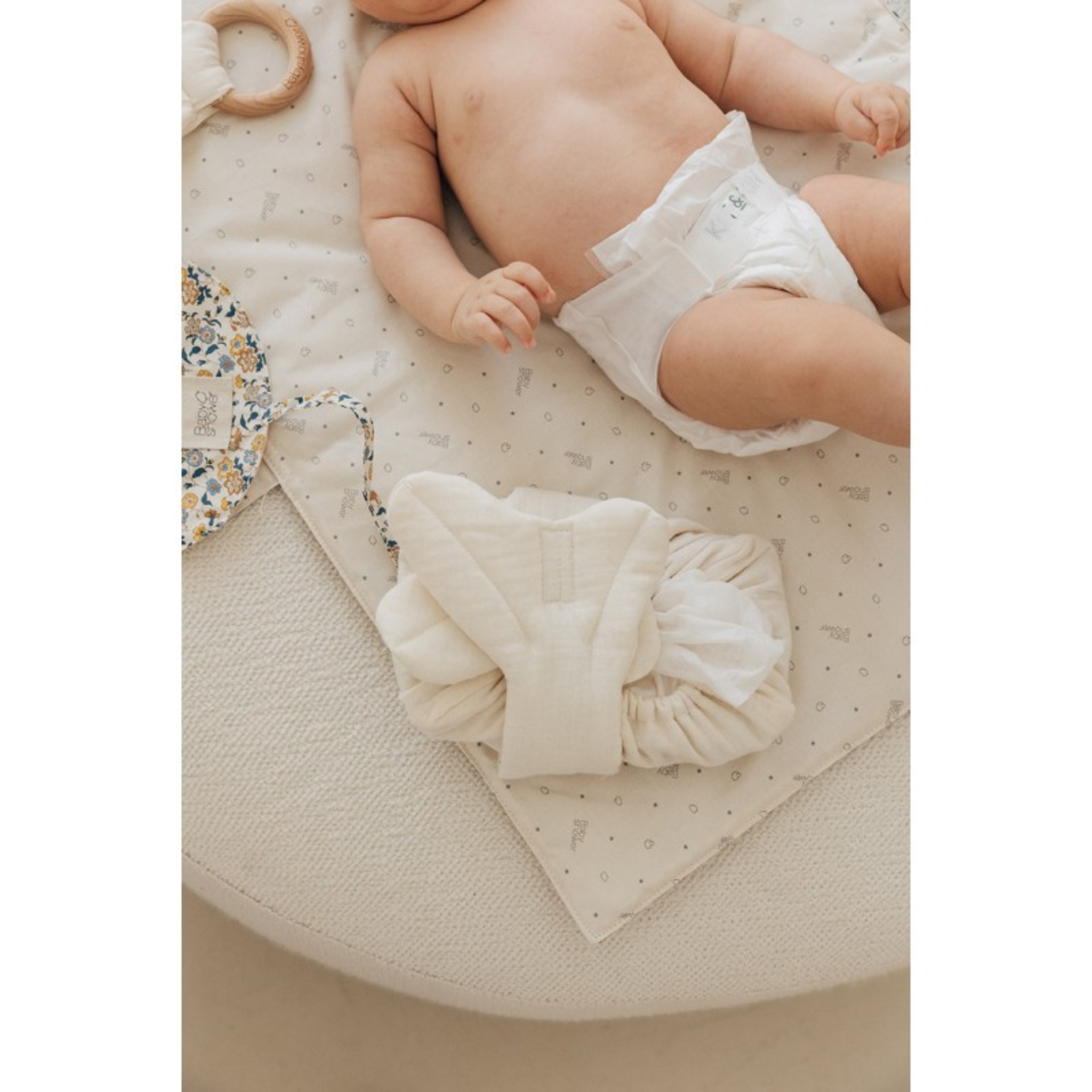 butterfly towellets cover ivory powder1
